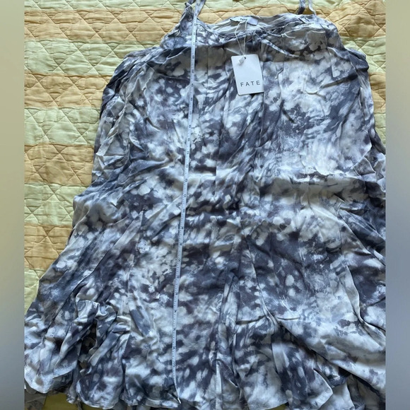 FATE gray cloud tie dye swing mini dress with belt size M NWT - Picture 11 of 12